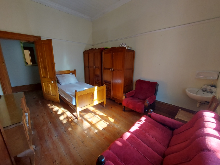 4 Bedroom Property for Sale in Uitenhage Central Eastern Cape